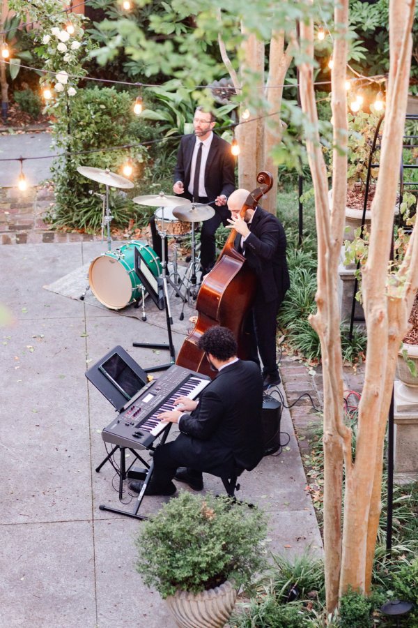 Abdiel jazz trio cocktail hour